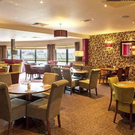 Premier Inn Worcester City Centre Экстерьер фото