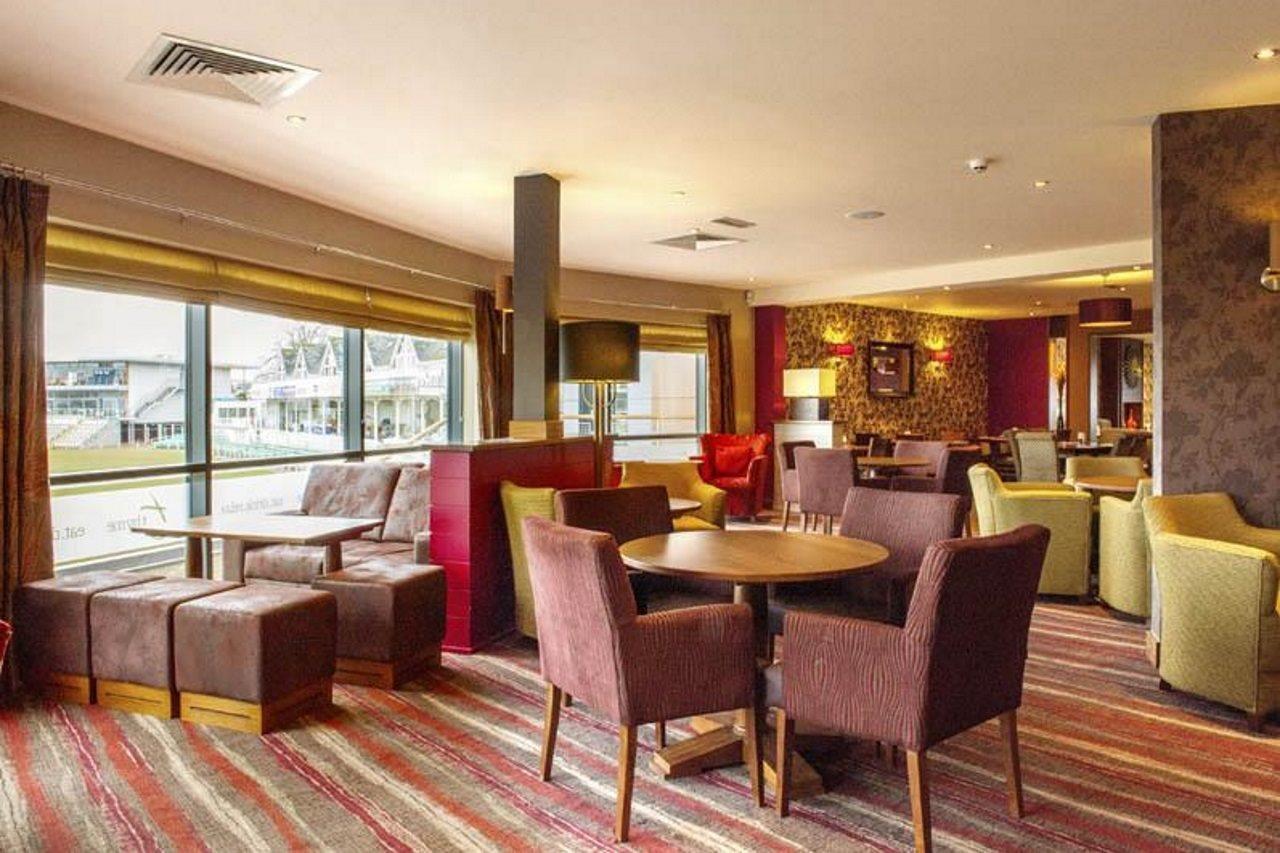 Premier Inn Worcester City Centre Экстерьер фото