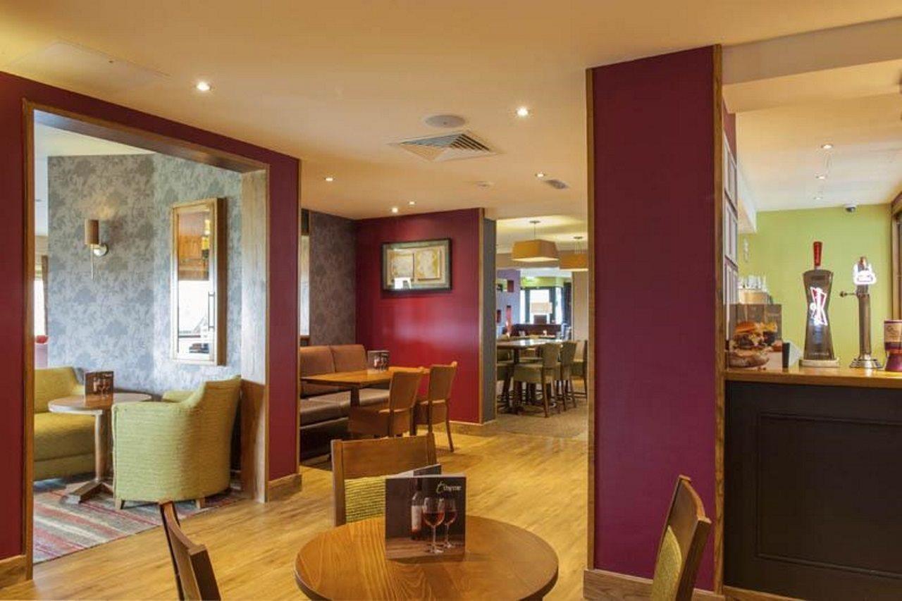 Premier Inn Worcester City Centre Экстерьер фото
