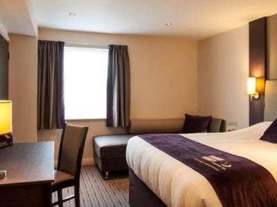 Premier Inn Worcester City Centre Экстерьер фото